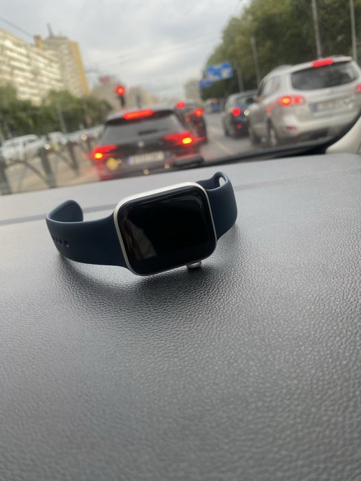 Vand smart watch SE generatia a 2-a