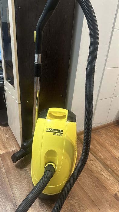 Кершер 2/1 пылесосит и моет