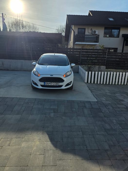 Vând Ford Fiesta Diesel 1.5