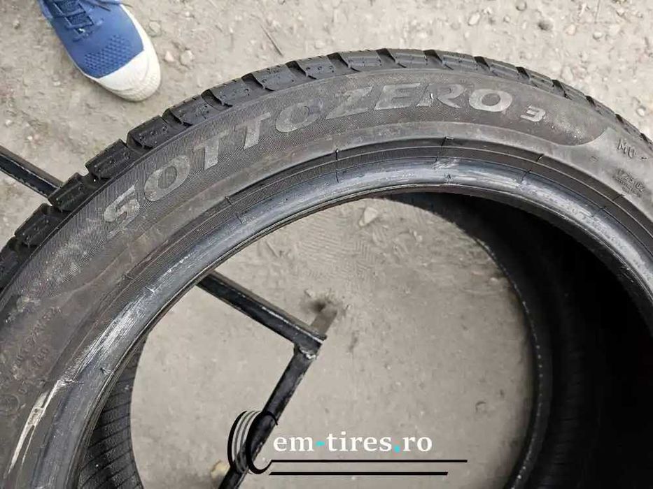 225/45 R18 • Iarna • Pirelli Sottozero 3 95H | 1 buc | Pret/buc
