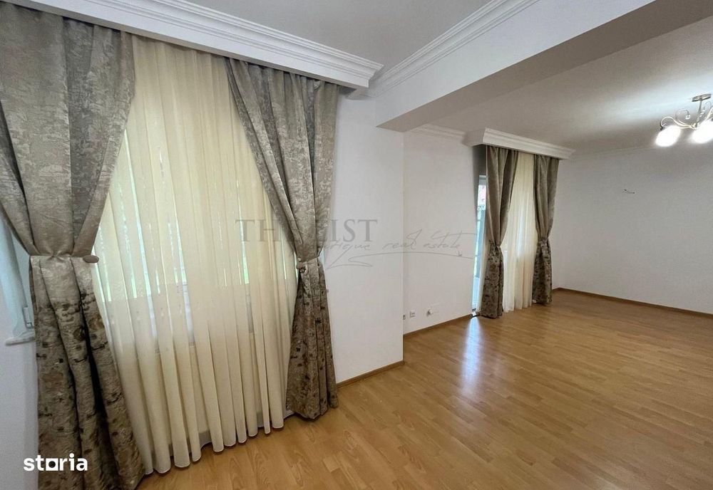 Pipera | De Vanzare Casa Cu 3 Camere Langa Lac