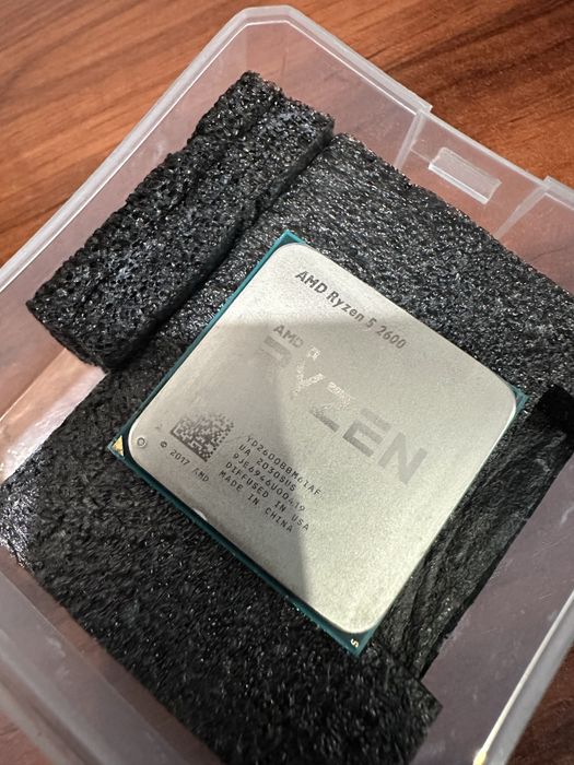Продам процессор AMD Ryzen 5 2600