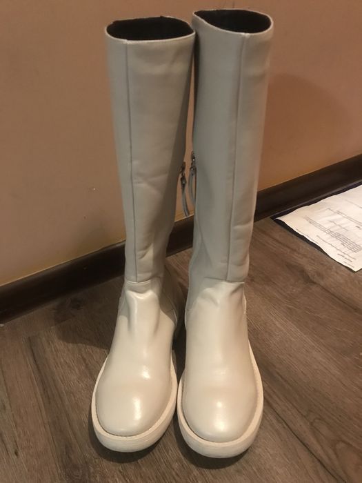 Демисезонные женские сапоги