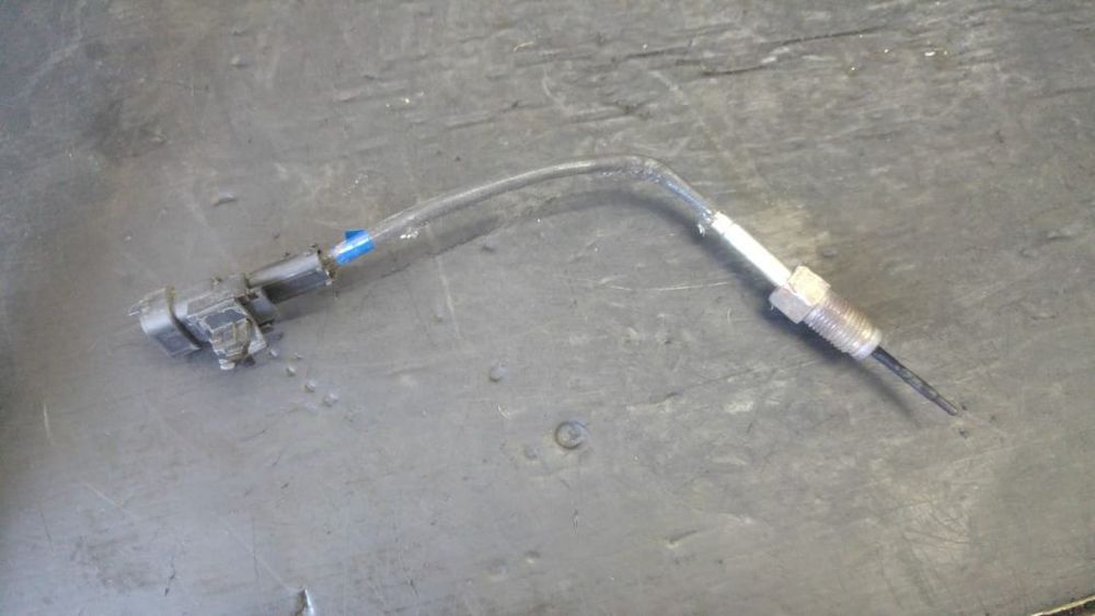 Senzor temperatura 1.4 crdi d4fc hyundai ix20 kia ceed venga