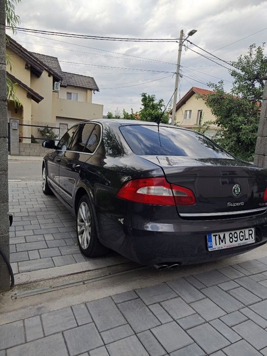 Vând Skoda Superb 2// 2.0 TDI 170 HP