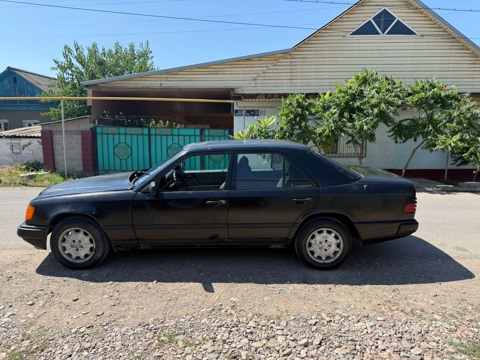 Mercedes 124 в хорошем состоянии