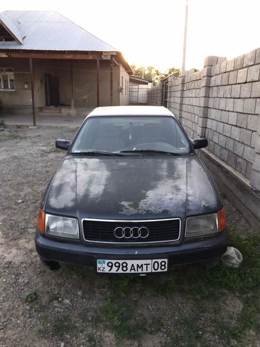 Продам Ауди 100 С4