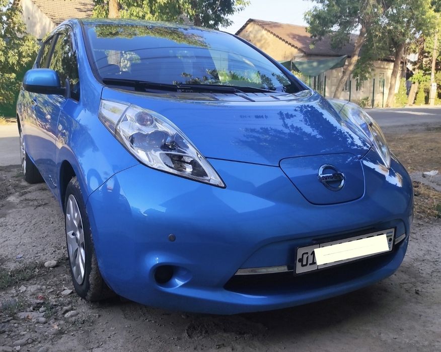 Электромобиль Ниссан Лиф. Elektromobil Nissan Leaf