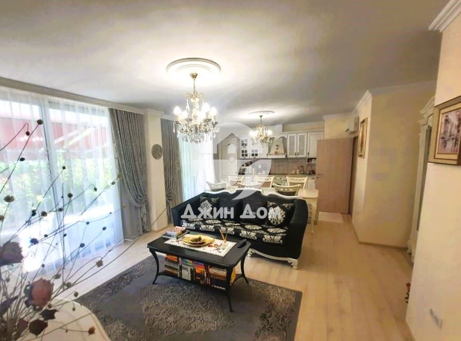 Продава се Къща в Бургас, Сарафово - 134 кв.м за 2463 €/кв.м - Снимка #1