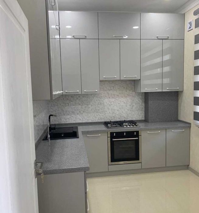 Мебель для кухонной