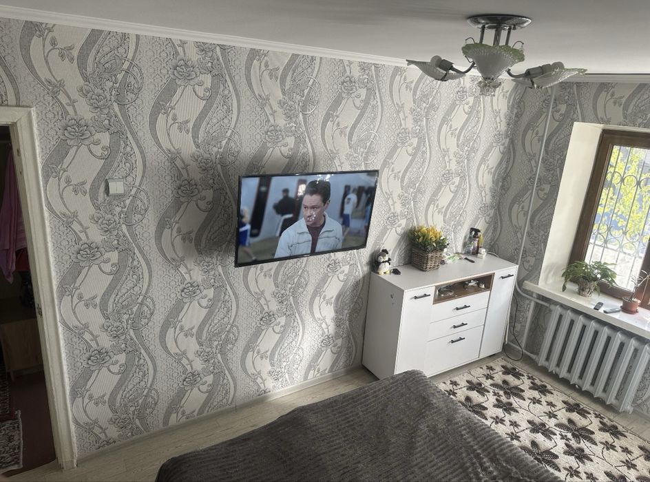 Продается собственная 3-комнатная квартира