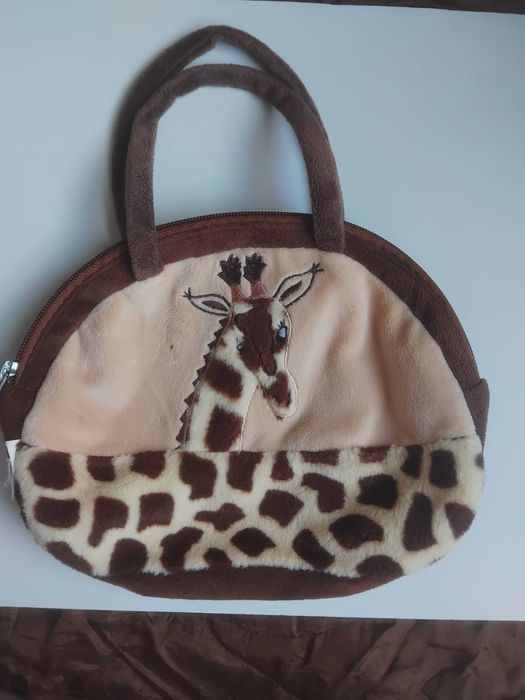 Детска мека плюшена чанта с жирафче