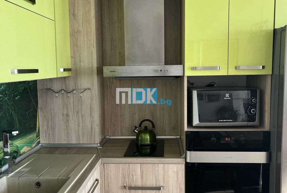 Дава се под наем Тристаен апартамент в Пловдив, Въстанически - 105 кв.м за 510 € - Снимка #1