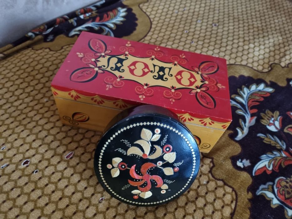 Продам две шкатулки