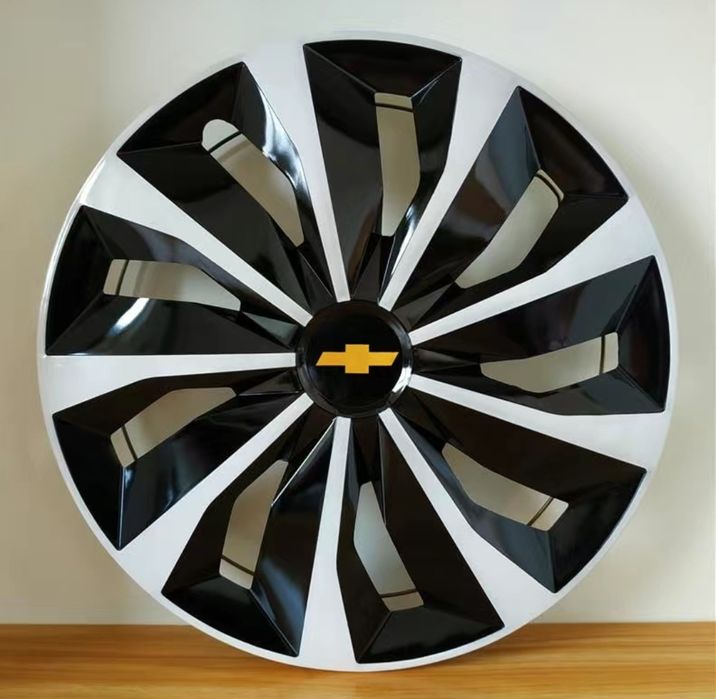 Колпаки в комплекте на 15