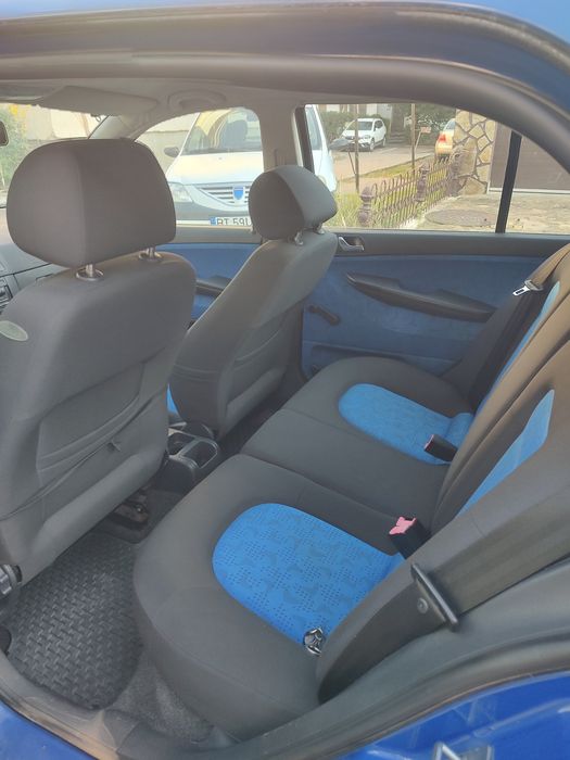 Vând Skoda Fabia 2003.