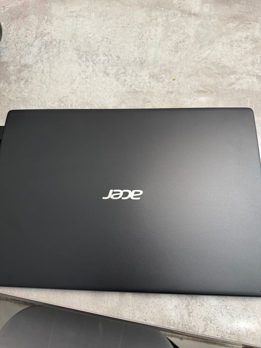 Ноутбук Acer aspire 5