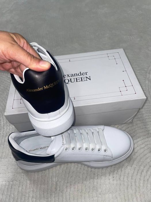 Mcqueen piele 40-44