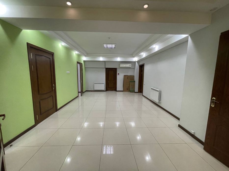 Ц-1 М Ашрафи | 170кв - нежилое помещение вдоль дороги Аренда