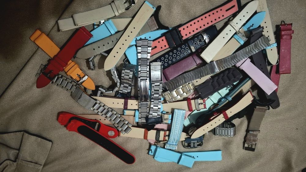 Lot 60+ Ceasuri Garmin, Casio, Q&Q, etc. + Curele/Bratari