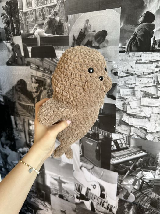 Ръчно изработена плетена играчка тюлен