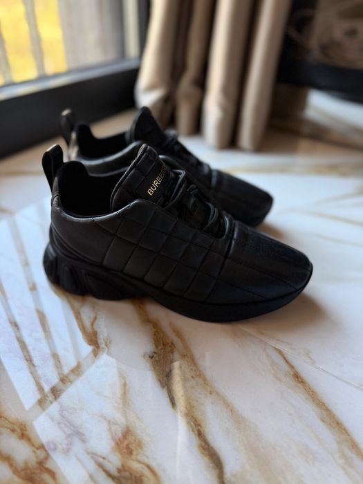 Оригинални кецове Burberry