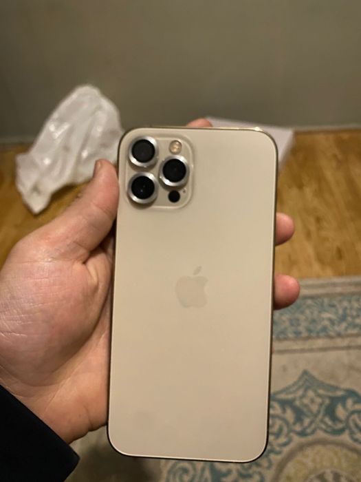 Продам iphone 12 pro max