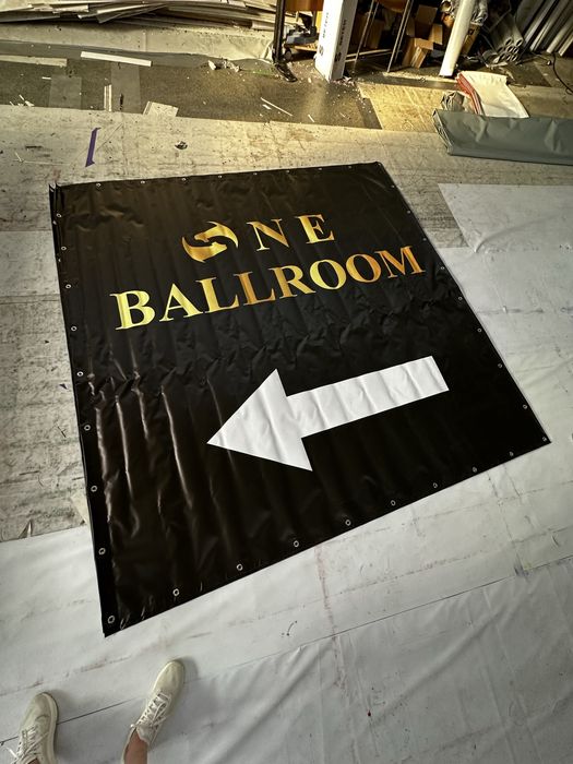 Autocolante,Colantare,Inscriptionare,Steag,Panouri publicitare,Benere