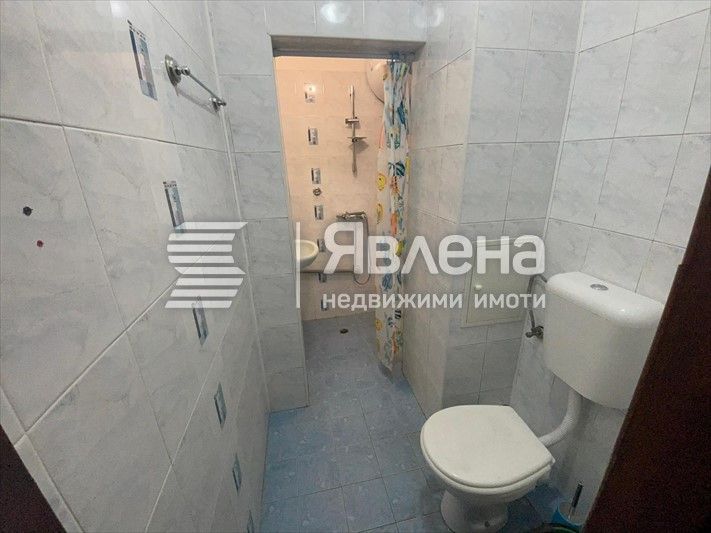 Дава се под наем Двустаен апартамент в Бургас, Лазур - 64 кв.м за 360 € - Снимка #6