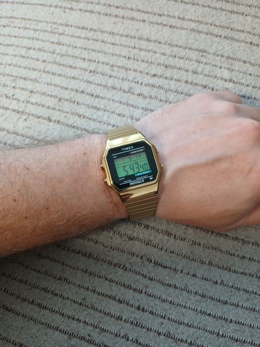 Часовник Timex  Vintage Digitam Watch