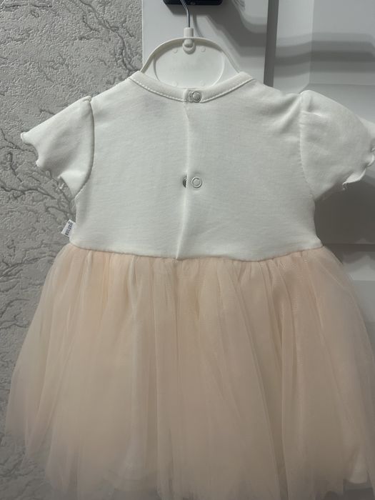 Продам нарядеые платья