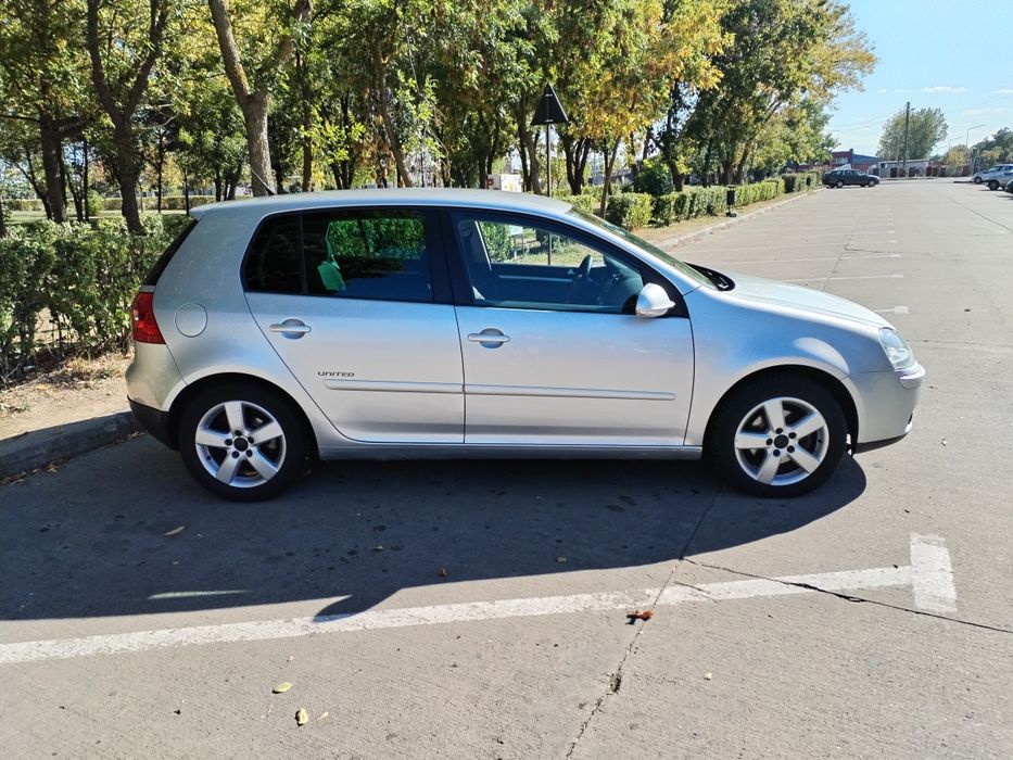 VOLKSWAGEN Golf 2009 — imagine 3