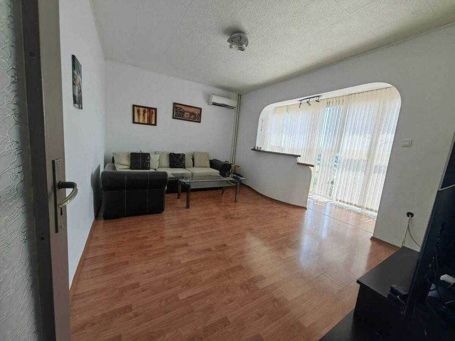 Тристаен апартамент до Форума, Тракия – Саниран