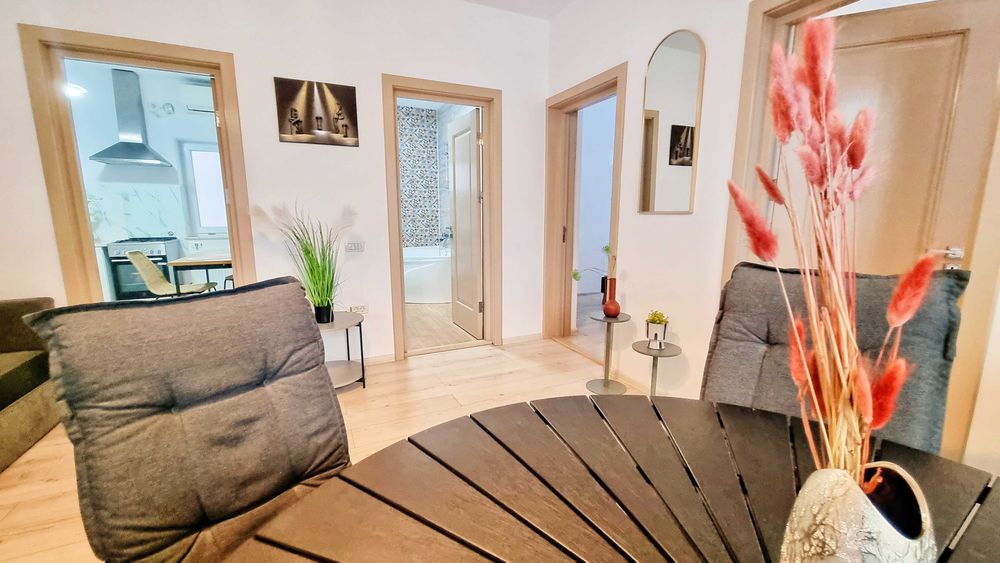 Închiriez garsoniere/apartamente moderne, Eforie Nord, de la 220€/lună