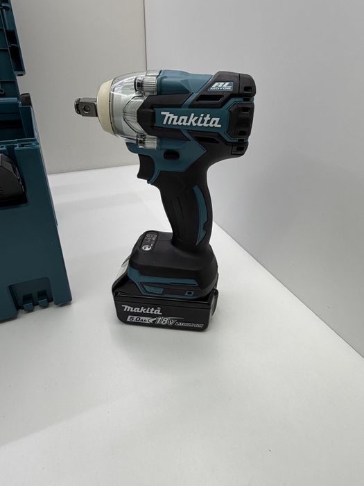 Cheie de impact Makita DTW285RTJX 1/2 Brushless LXT 18V, 2 acumulatori 5.0 Ah, incarcator rapid + trusa tubulare impact in cutie MAKPAC Noua
