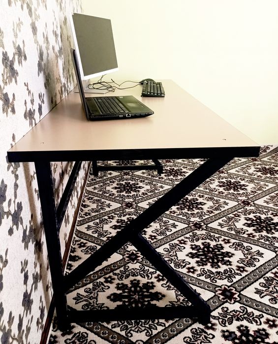 Kompyuter stol sotiladi. Gamer va traderlar uchun juda qulay