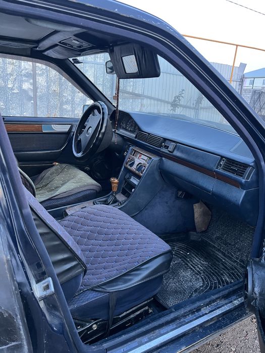 Мерседес бенз 124