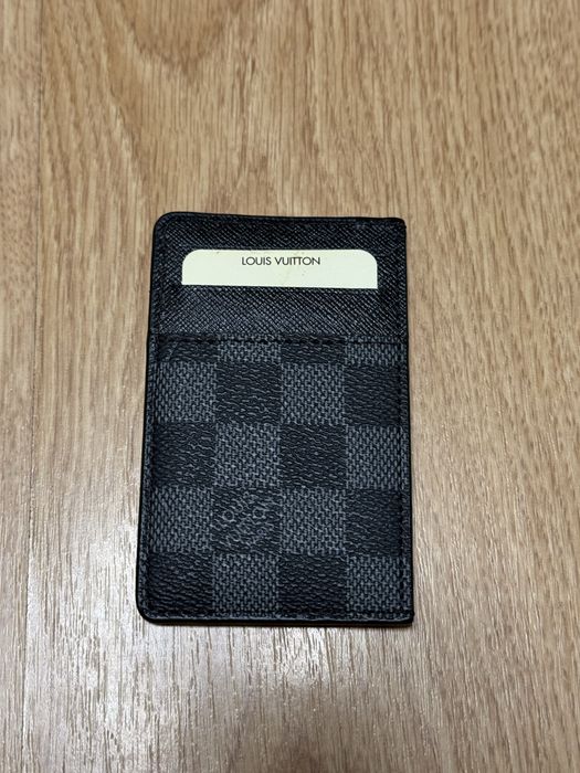 Cardholder Louis Vuttion