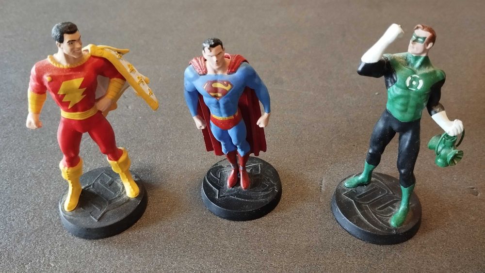 Модели на DC Marvel DC Marvel Models - set of 24