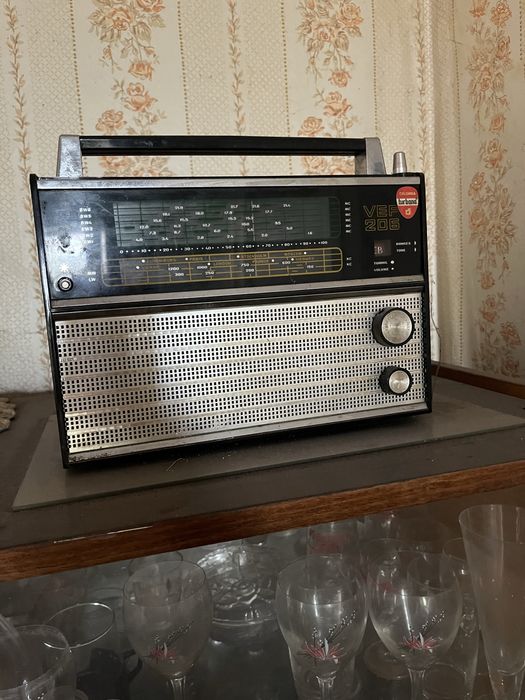 Стари радиа, касетофон