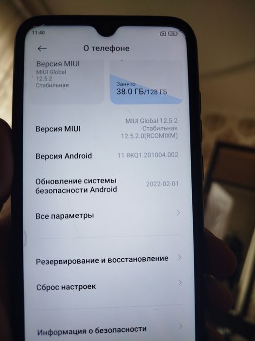 Redmi note 8 sotiladi 6/128 xolati yaxshi