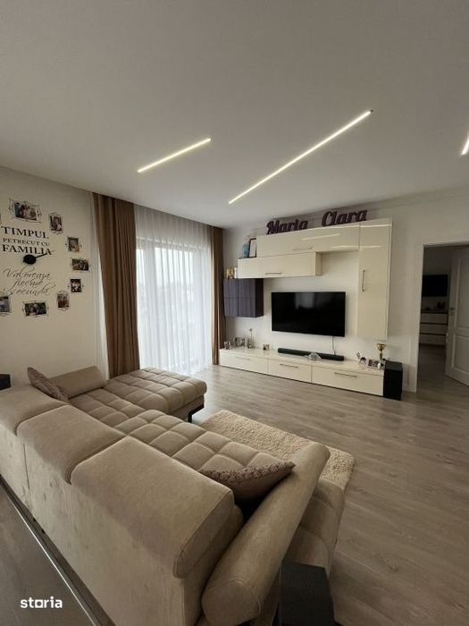 Apartament 3 camere, 82 mp utili, zona Albert-bloc 2021 — fotografia 1