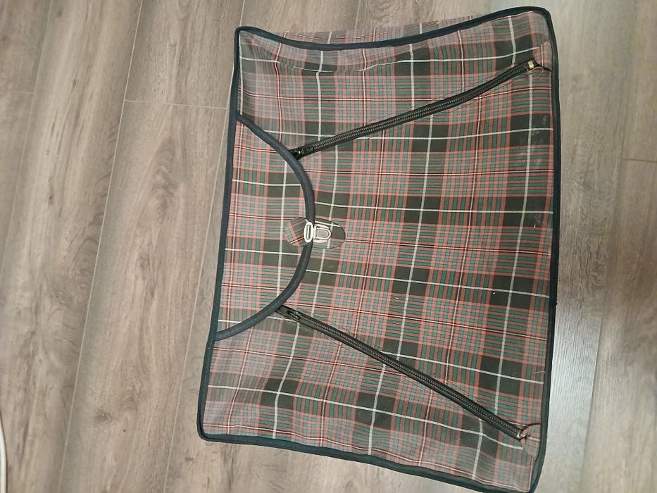 Продается чемодан