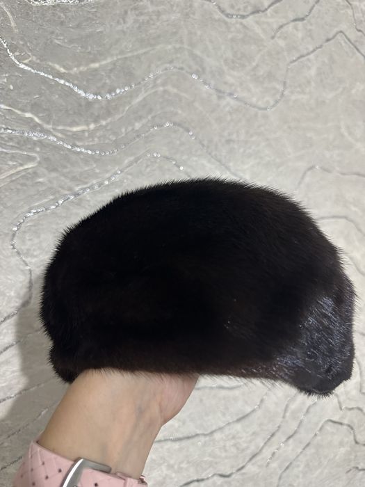 Продам норковые шапки