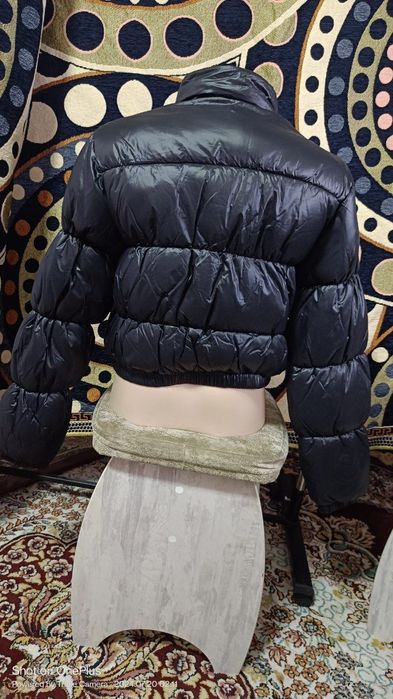 Женская куртка короткая