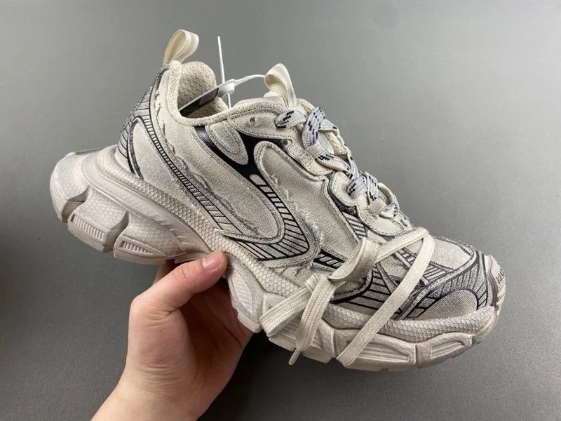 Balenciaga 3XL - Black/Dark Grey