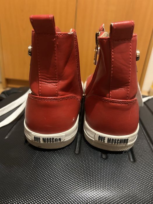 Дамски кецове Moschino