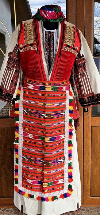 Македонска носия