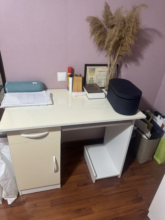 Столик до компьютера или др