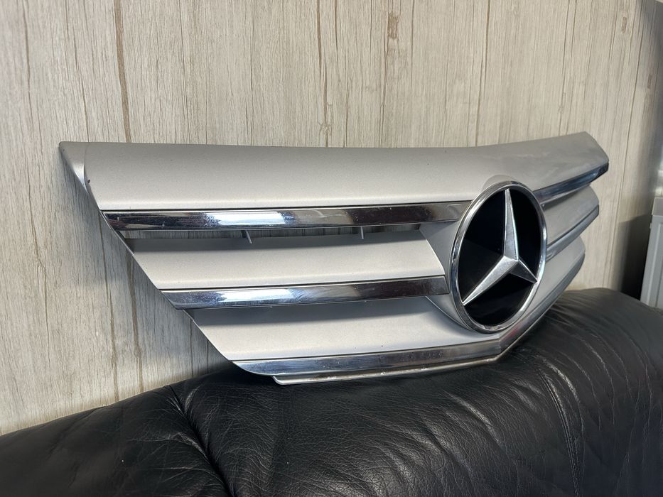 Решетка с емблема/Маска за Мерцедес B classe w245 facelift